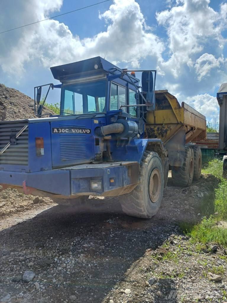Volvo A30C 鉸接式起吊車