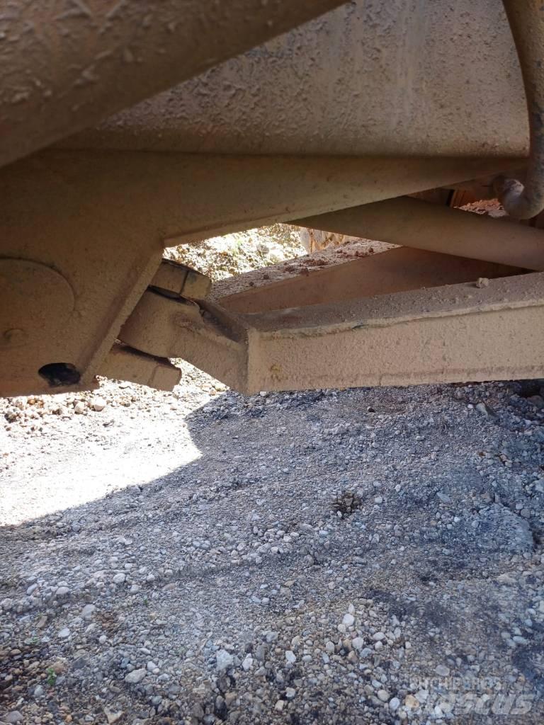Volvo A30C 鉸接式起吊車