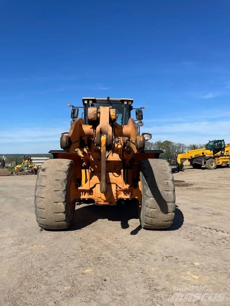Hyundai HL 975 輪胎式裝載機