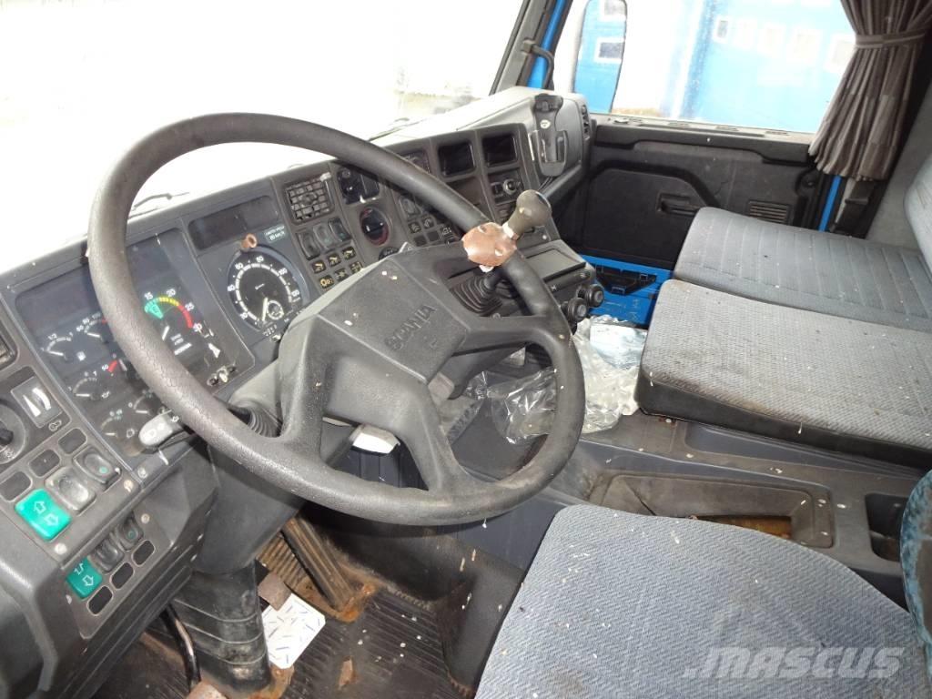 Scania Hytt CR13 駕駛室與內部