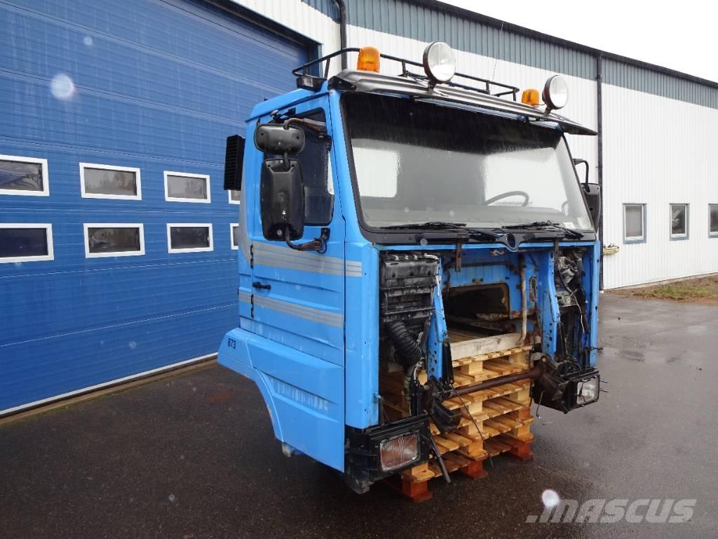 Scania Hytt CR13 駕駛室與內部