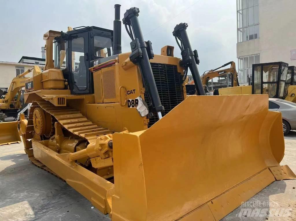 CAT D8R 履帶推土機