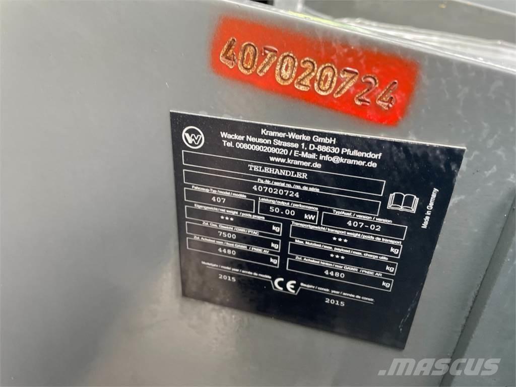 Kramer KT256 伸縮臂操作車