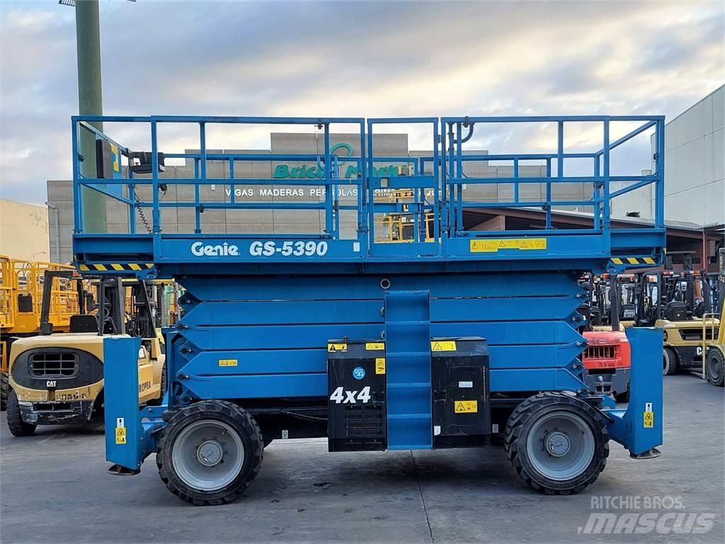Genie GS5390RT 剪式升降機