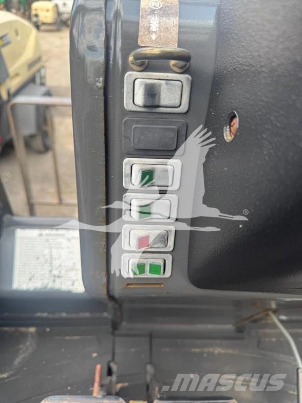 CASE 586H 越野車