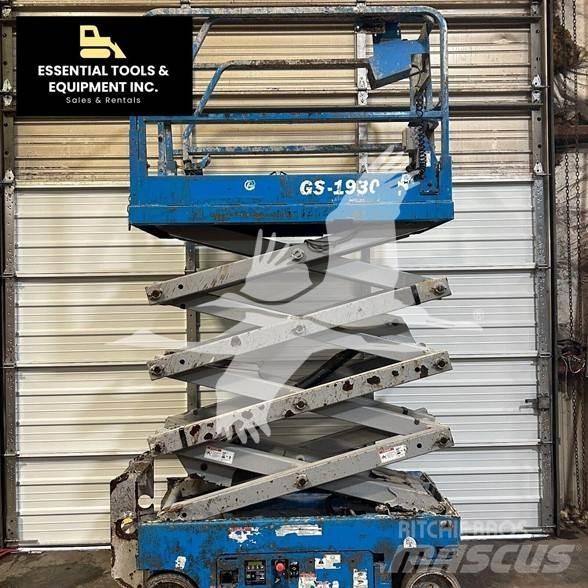 Genie GS1930 剪式升降機