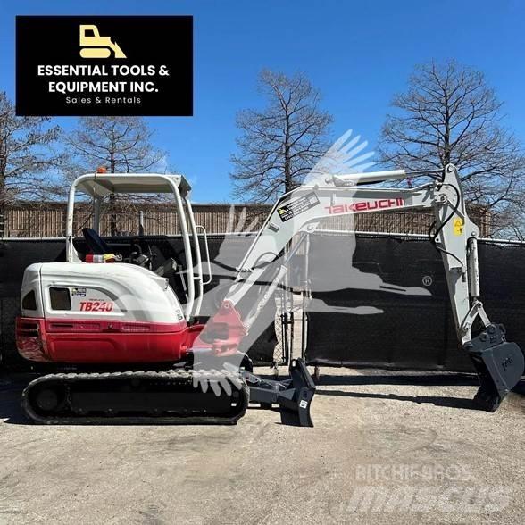 Takeuchi TB240 小型挖土機/掘鑿機<7t(小型挖掘機)