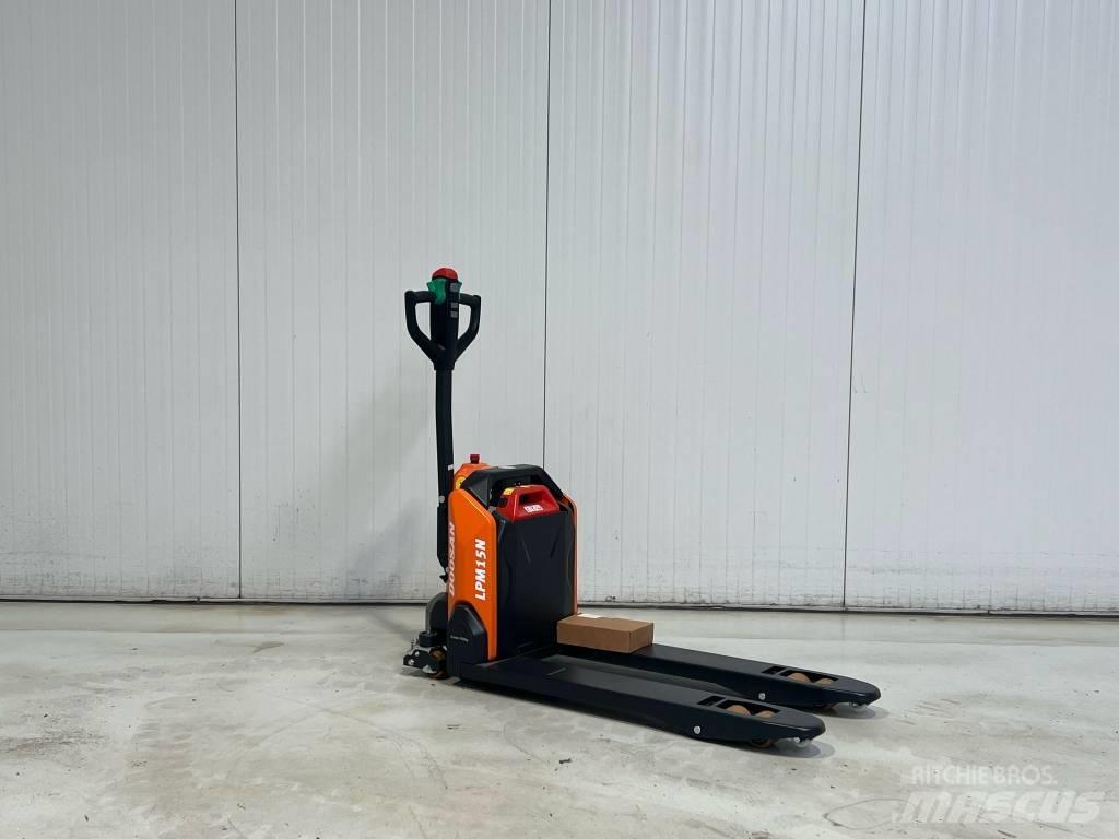 Doosan LPM15N-7 低架升降機