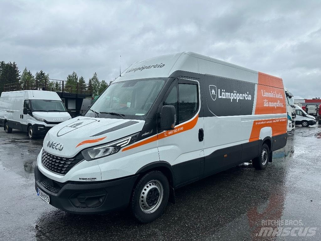 Iveco Daily 35S16 廂式貨物運輸車