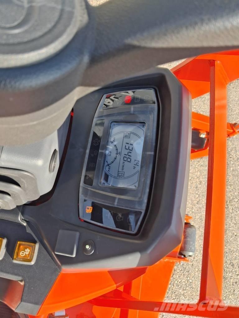 Kubota F 391 騎乘式割草機