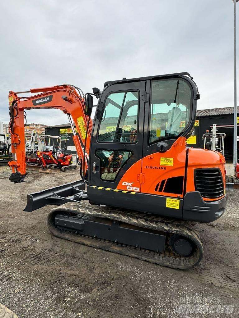 Doosan DX 55 小型挖土機/掘鑿機<7t(小型挖掘機)