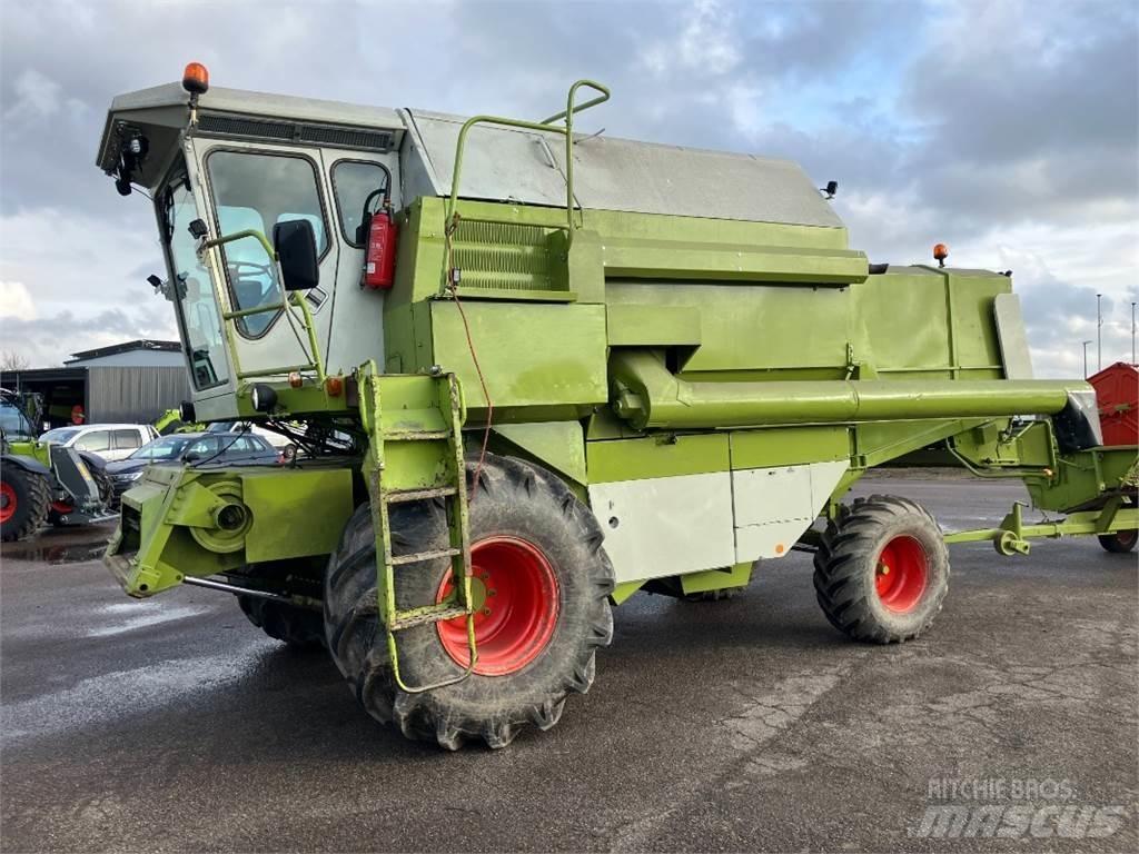 CLAAS Dominator 96 聯合收穫機
