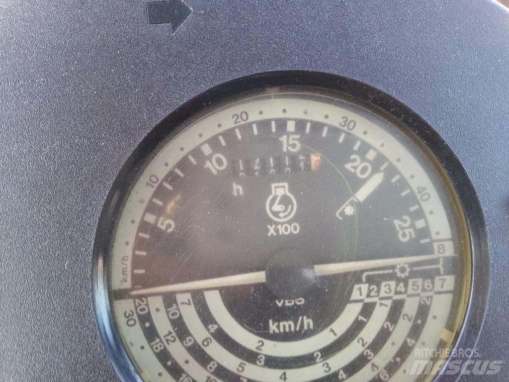 John Deere 2850 曳引機