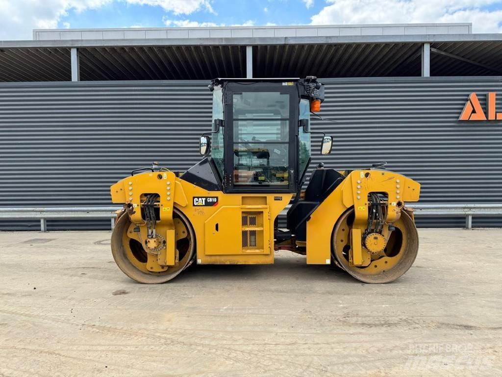 CAT CB10 雙輪滾壓機