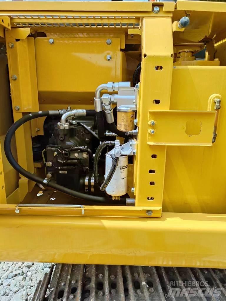 Komatsu PC 110 中型挖土機/掘鑿機/挖掘機 7t-12t