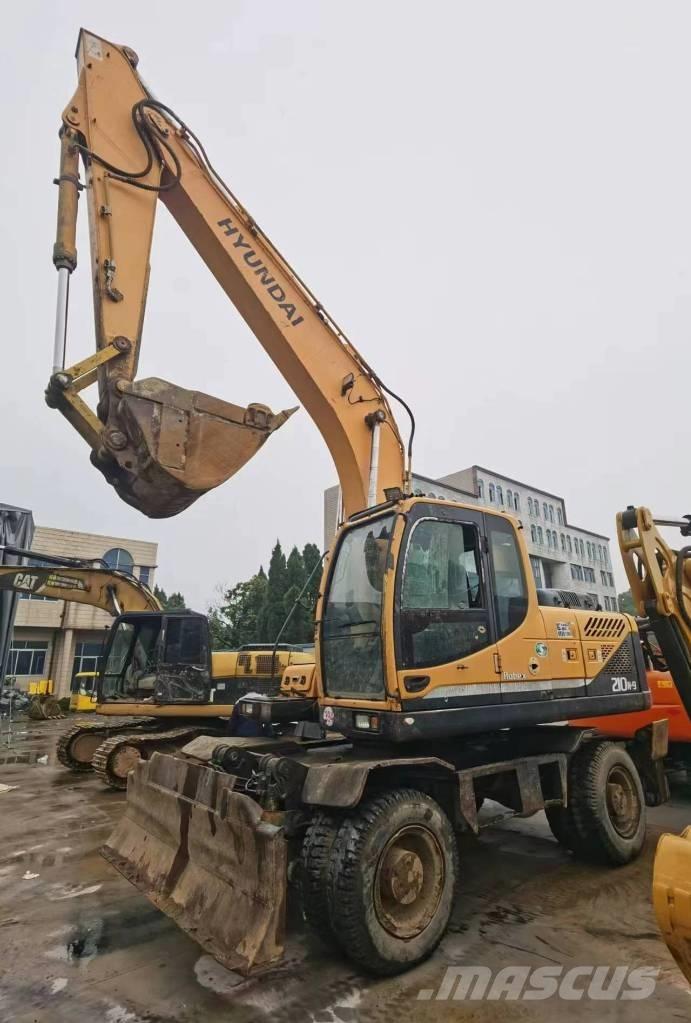 Hyundai R210W-9 旋轉式挖土機/掘鑿機/挖掘機