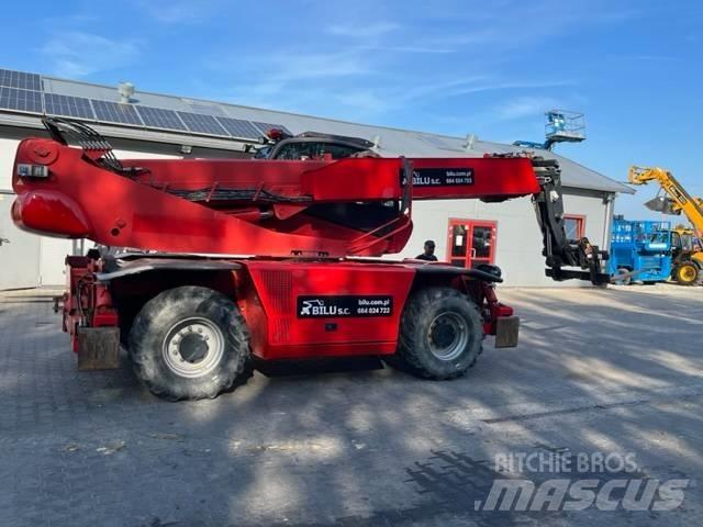 Manitou MRT 2540 伸縮臂操作車