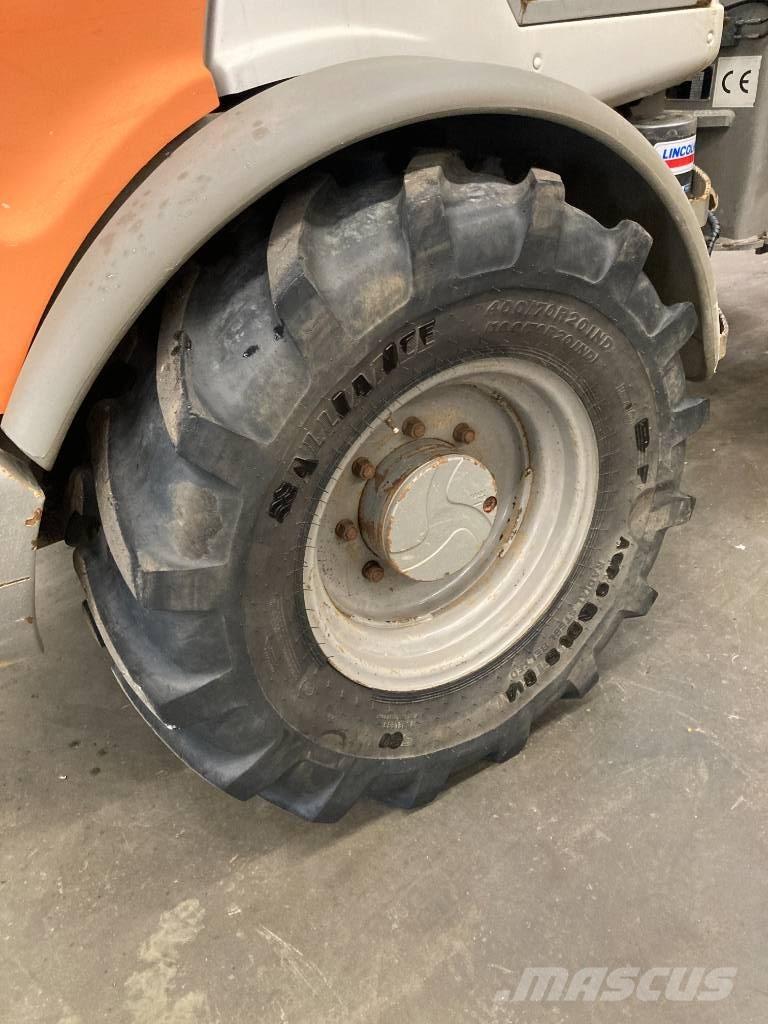 Atlas 65 輪胎式裝載機