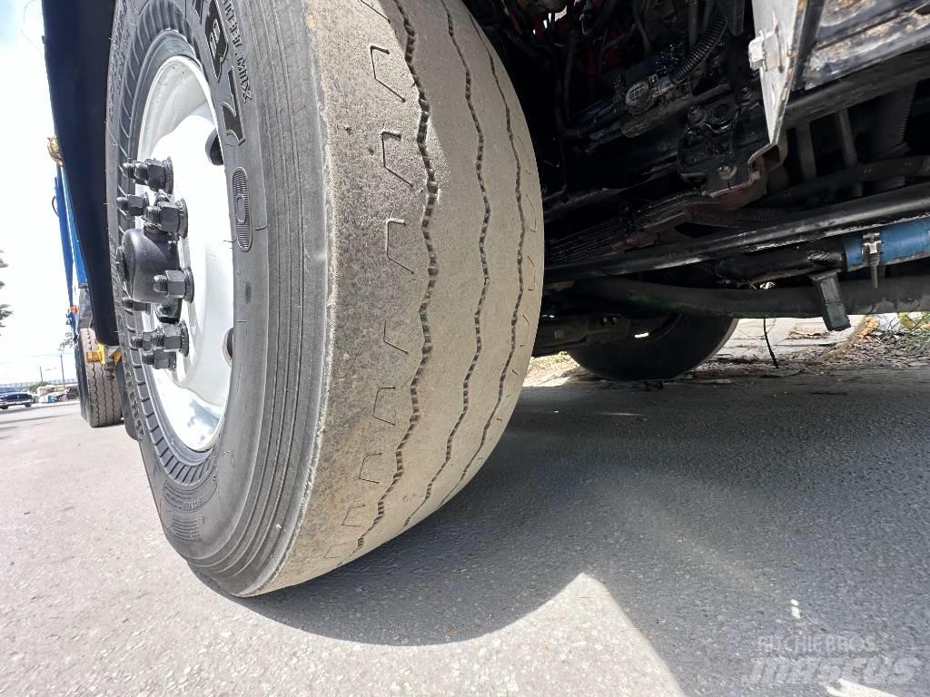 Autocar XPEDITOR 垃圾車