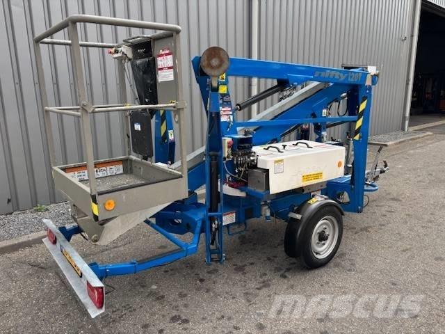 Niftylift 120 T 拖車裝載高空作業平台