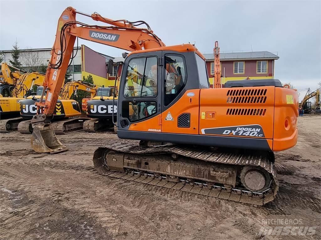 Doosan DX 140 LC-3 履帶式 挖土機/掘鑿機/挖掘機