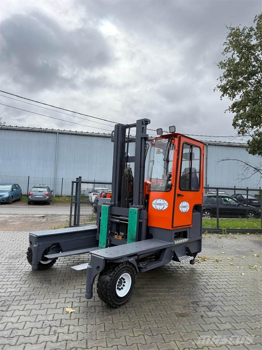 Combilift C5000 XL 四向前伸式堆高機(叉車)