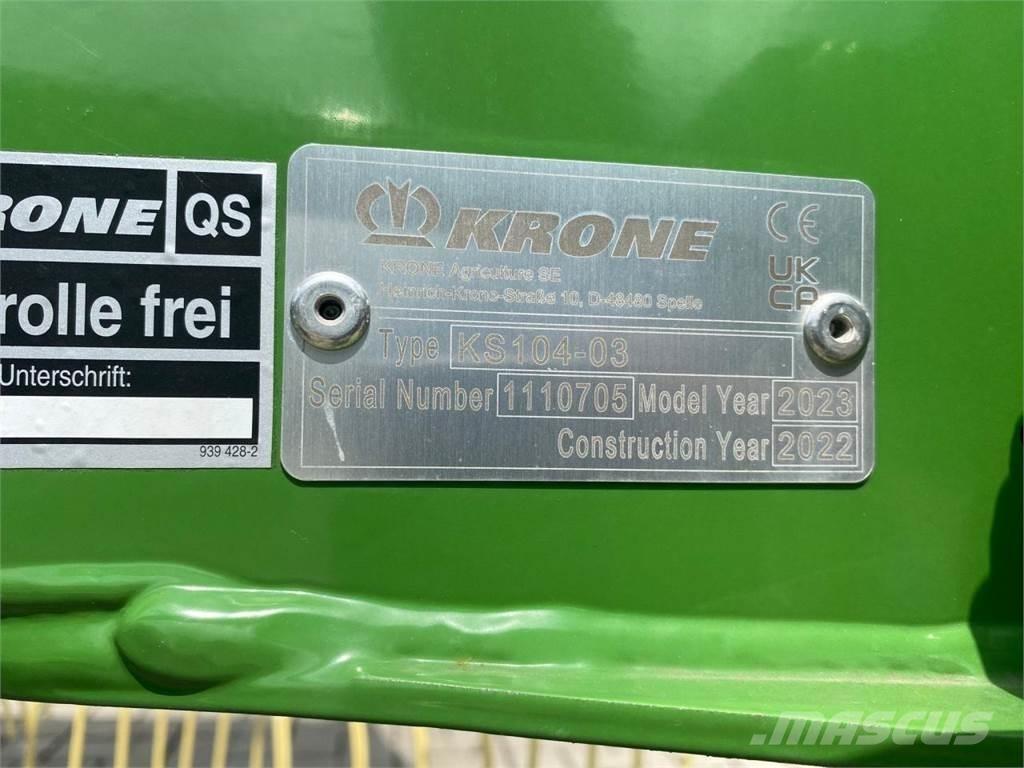 Krone Swadro S 420 堆草機