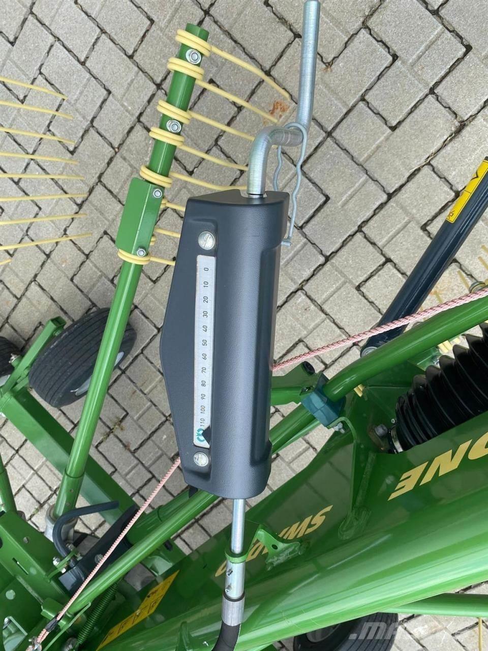 Krone Swadro S 420 堆草機