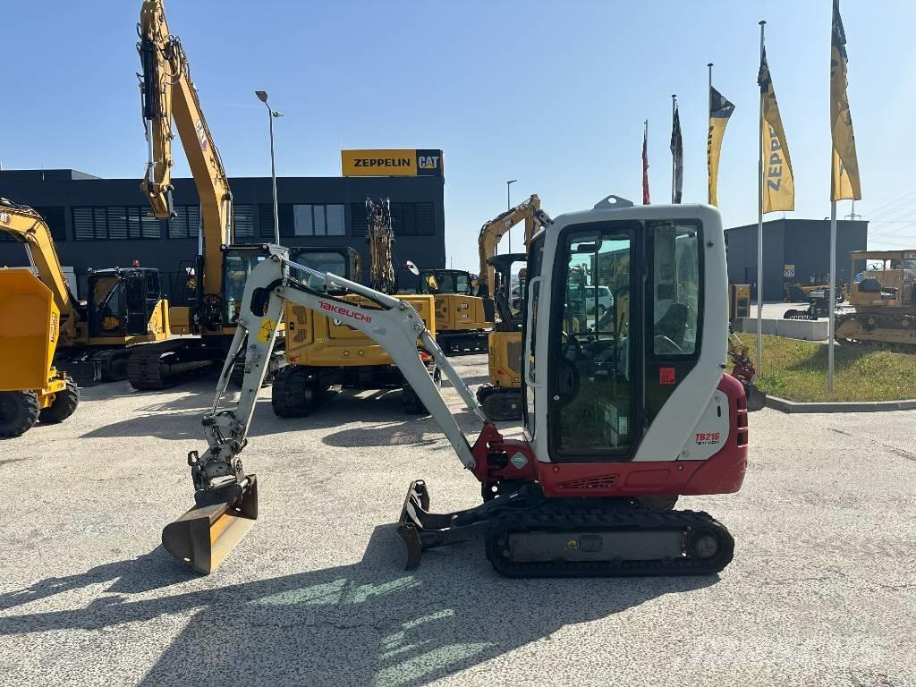 Takeuchi TB216 小型挖土機/掘鑿機<7t(小型挖掘機)