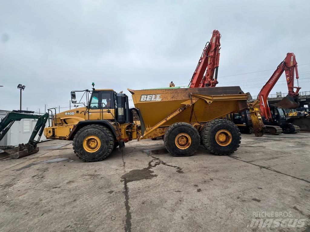 Bell B 40 D 鉸接式起吊車