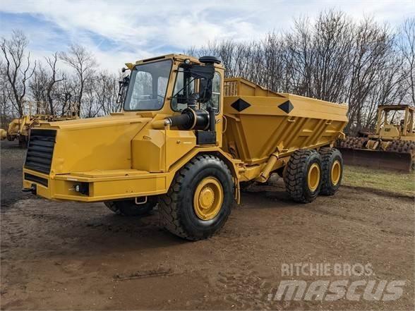 Moxy 6200 鉸接式起吊車