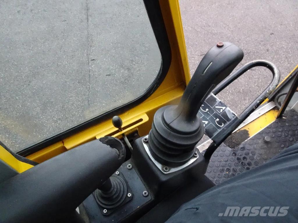 Faun ATF30-2L 越野起重機