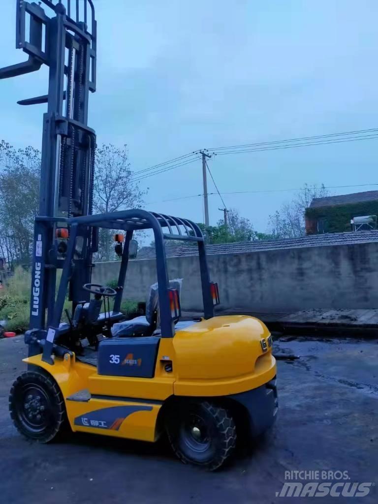 LiuGong CPC 35 柴油卡車
