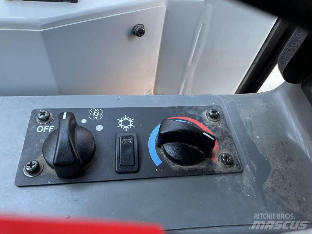 Takeuchi TCR50-2 履帶式傾卸車/翻斗車