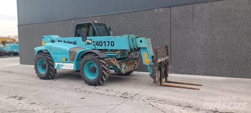 Bobcat T 40.170 伸縮臂操作車