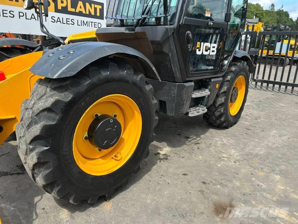 JCB 535-125 Hiviz 伸縮臂操作車