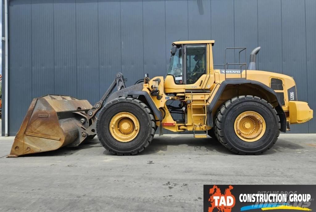 Volvo L 220 G 輪胎式裝載機