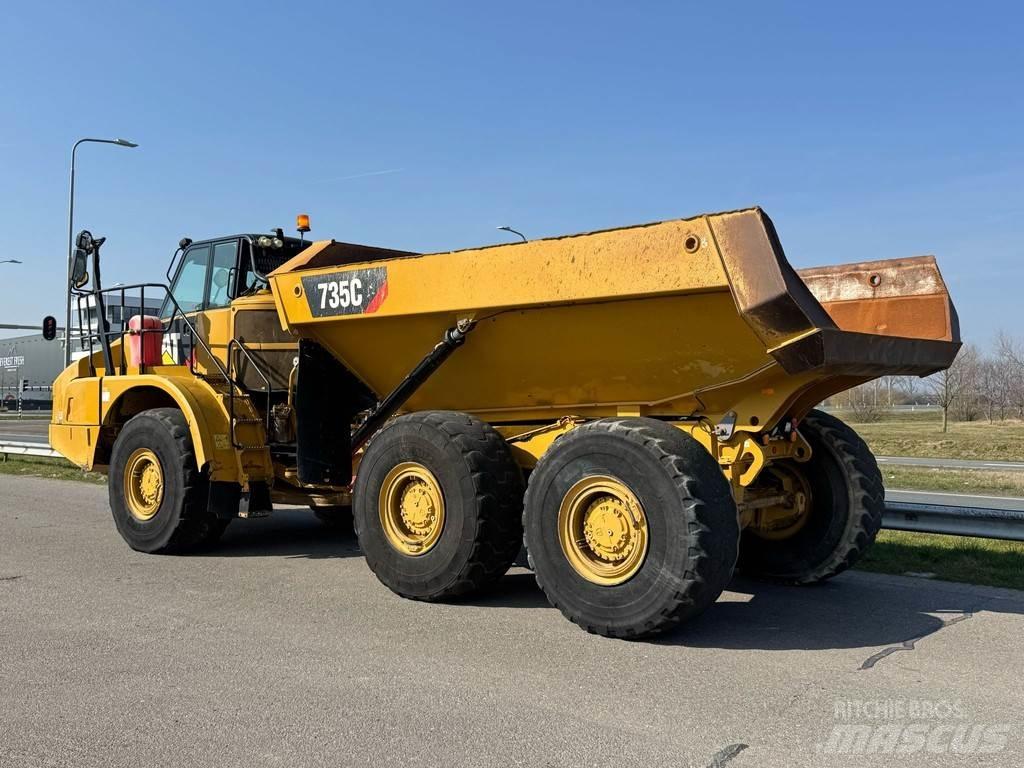 CAT 735C 鉸接式起吊車