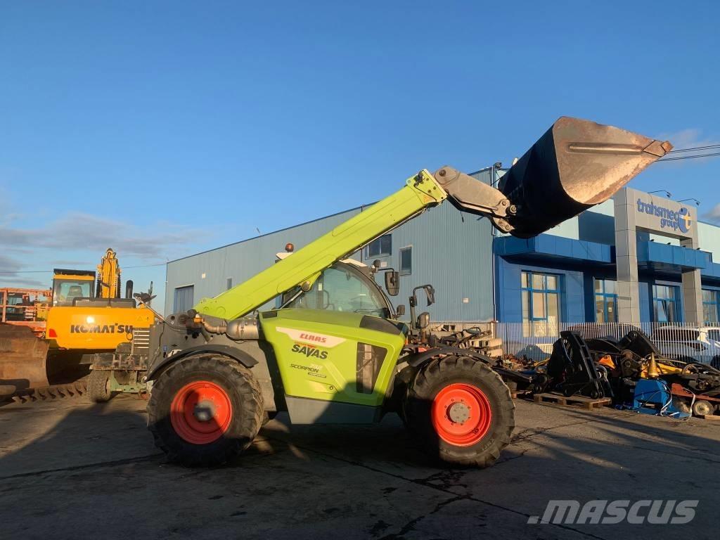 CLAAS Scorpion 732 農業用伸縮臂裝載機