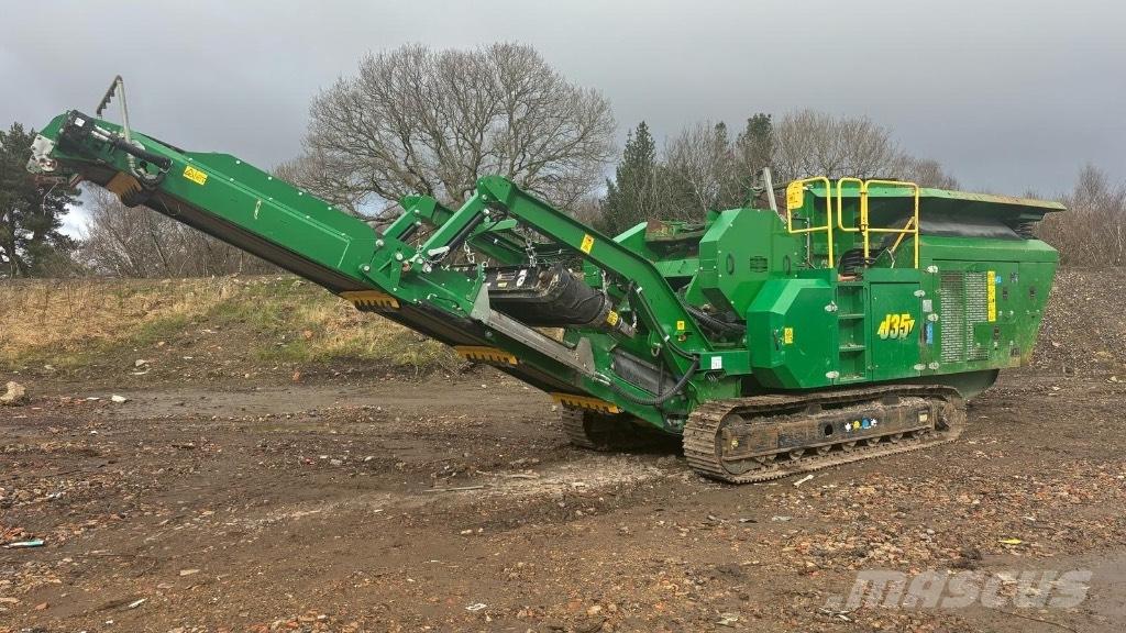 McCloskey J35 移動式壓碎機