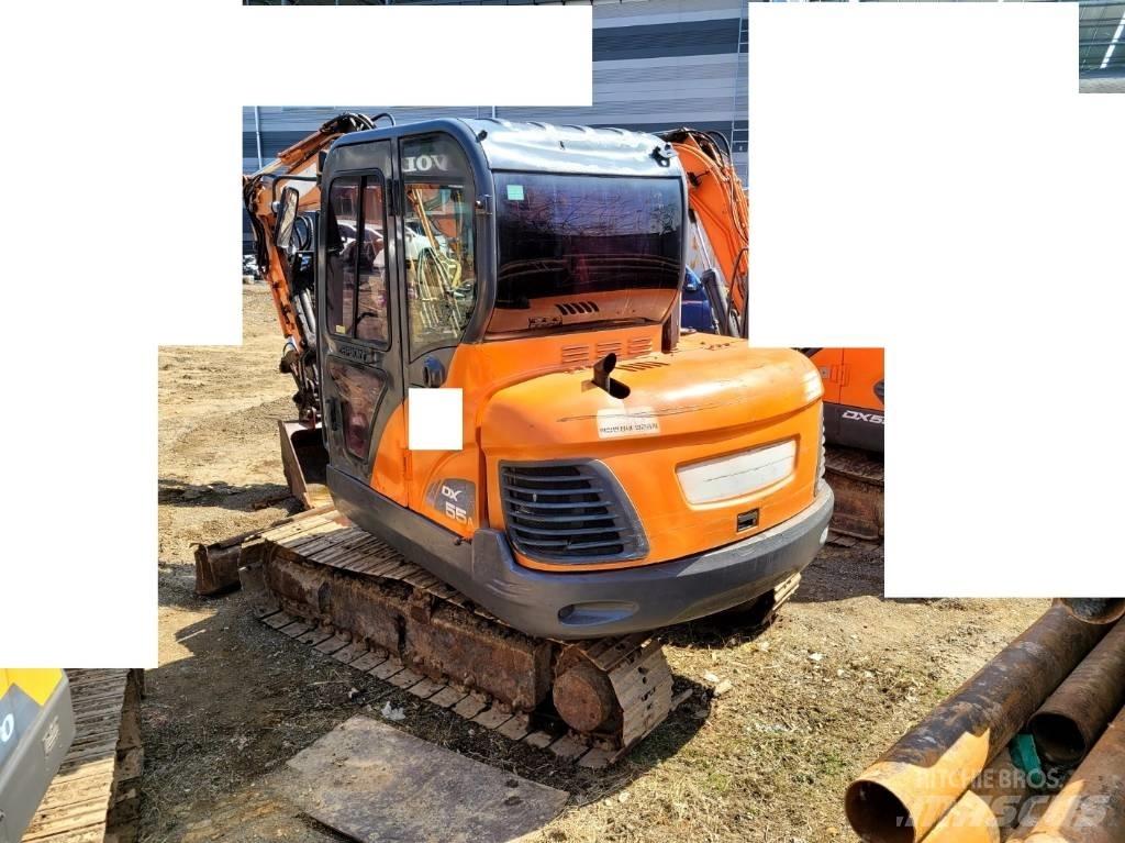 Doosan DX 55 小型挖土機/掘鑿機<7t(小型挖掘機)