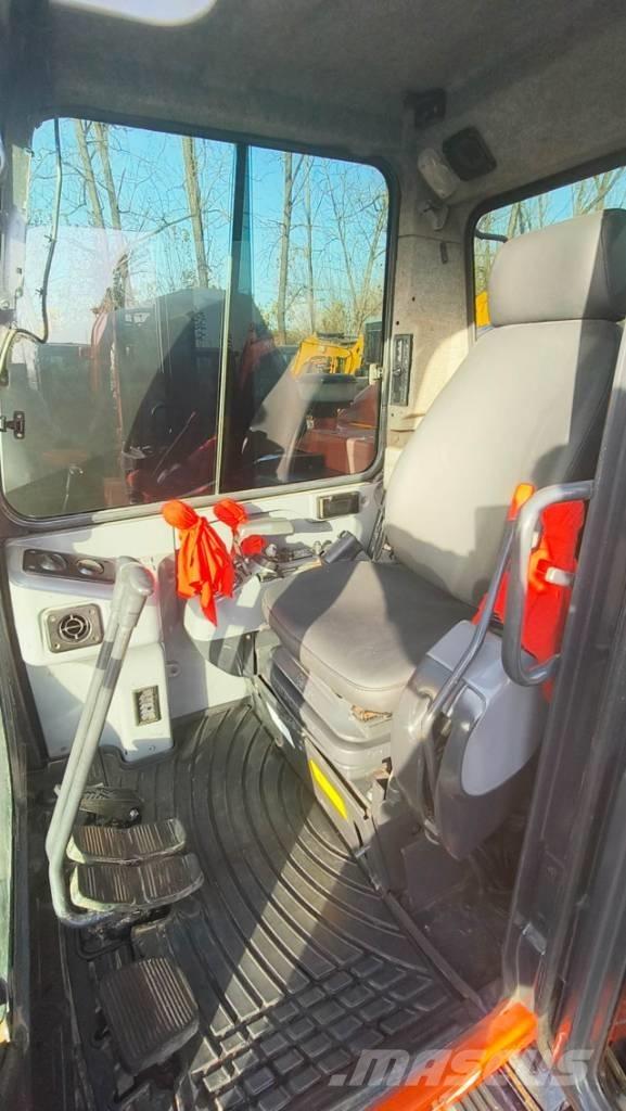 Kubota KX 080 小型挖土機/掘鑿機<7t(小型挖掘機)