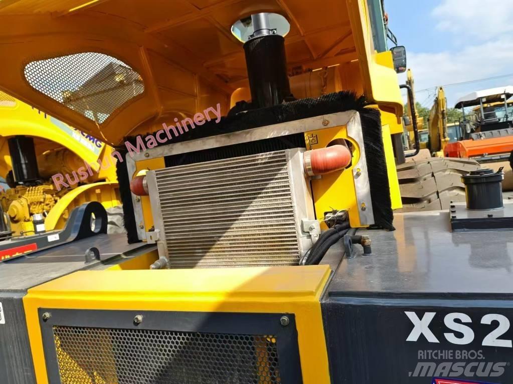 XCMG XS 263 J 單輪滾壓機