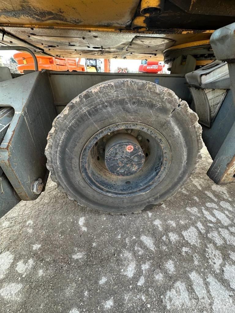 Liebherr A 924 B 廢棄物/工業用操作車