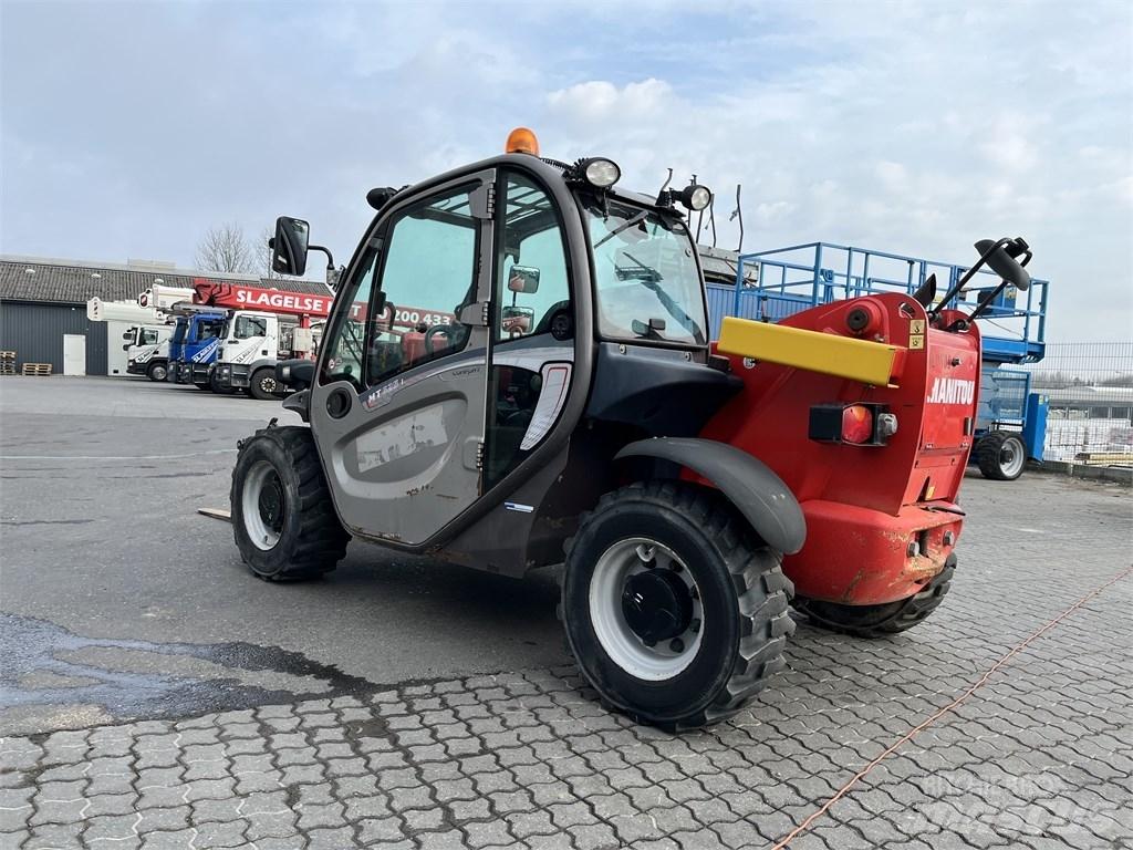 Manitou MT 625 伸縮臂操作車