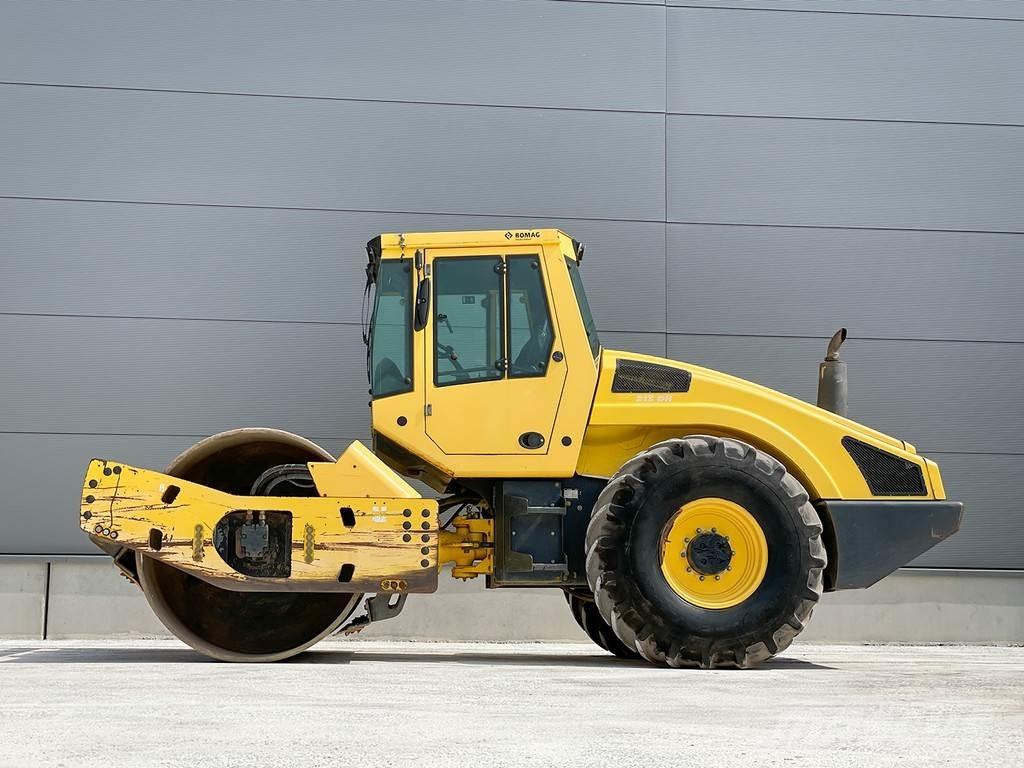 Bomag BW 213 DH-4 單輪滾壓機