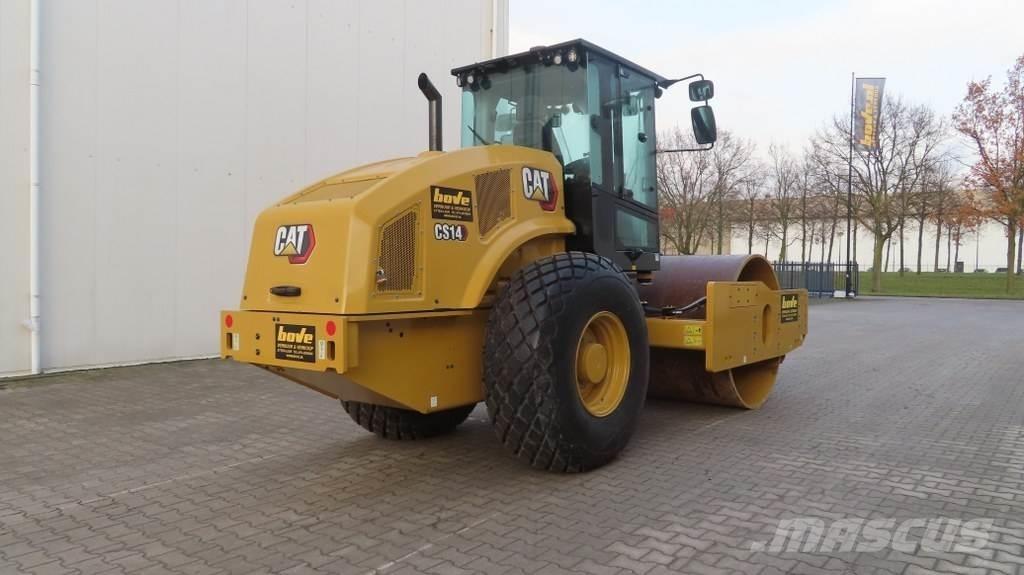 CAT CS14 單輪滾壓機