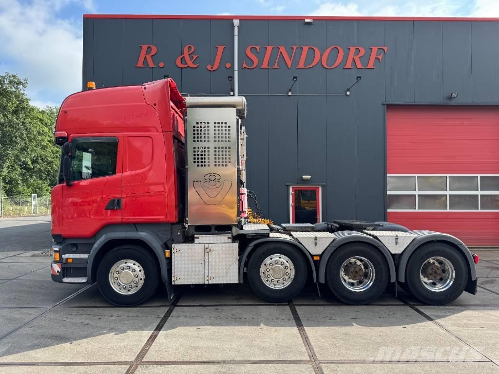 Scania R580 LA 8x4 曳引機組件