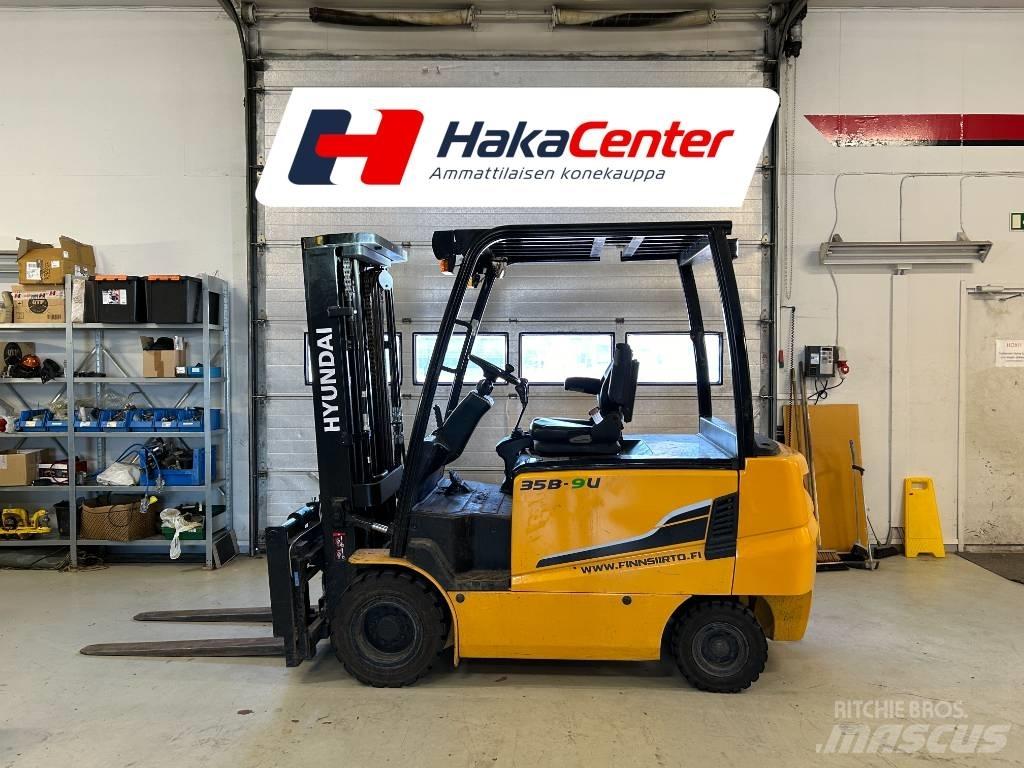 Hyundai 35B-9U 電動堆高機