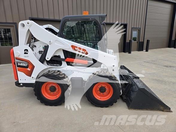 Bobcat S650 滑移轉向裝載機